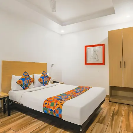 Hotel Fabexpress Pp Residency